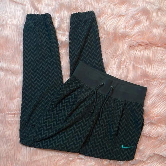 Nike‎ Sportswear Everyday Modern Women's High-Waisted Joggers Size Small - Picture 1 of 9